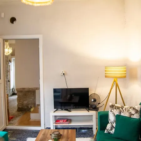 Authentic House 3* Esmirna