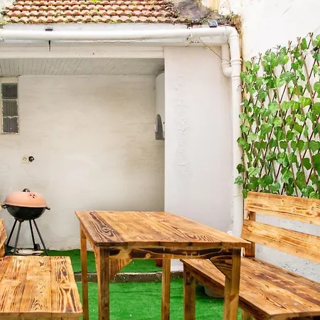 Holiday home Authentic House *