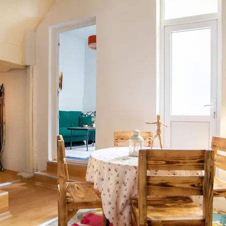 Authentic House