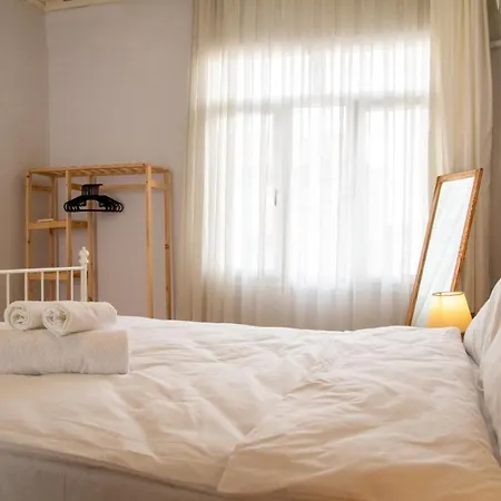 Authentic House Holiday home *