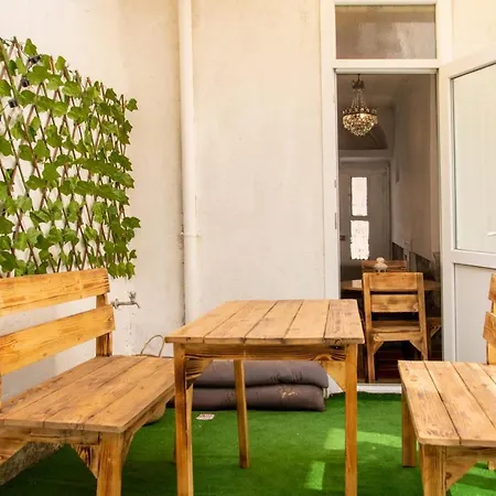 Hotel Authentic House 3*